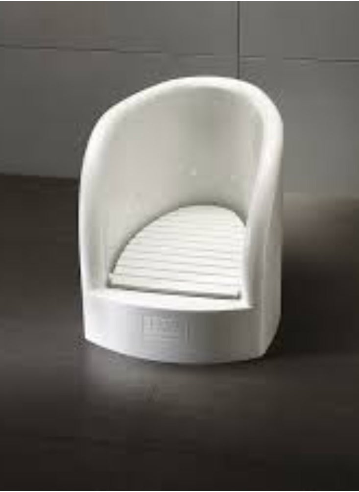 KNP KNP Bold Foot Washer in White is a practical and innovative device designed to provide an efficient and comfortable foot cleaning experience.  - Image 1