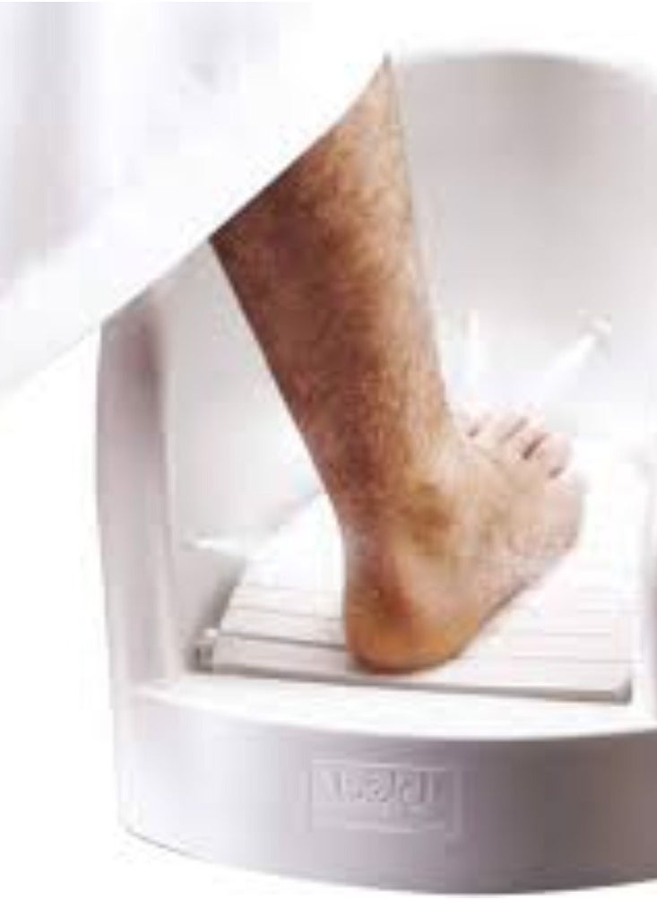 KNP KNP Bold Foot Washer in White is a practical and innovative device designed to provide an efficient and comfortable foot cleaning experience.  - Image 2