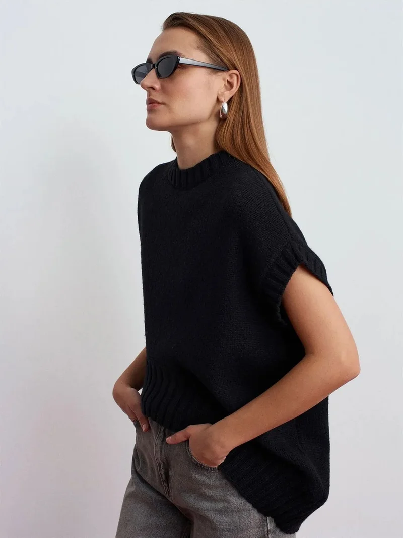 ديلفين DILVIN Oversized Ribbed Knit Sweater Vest
