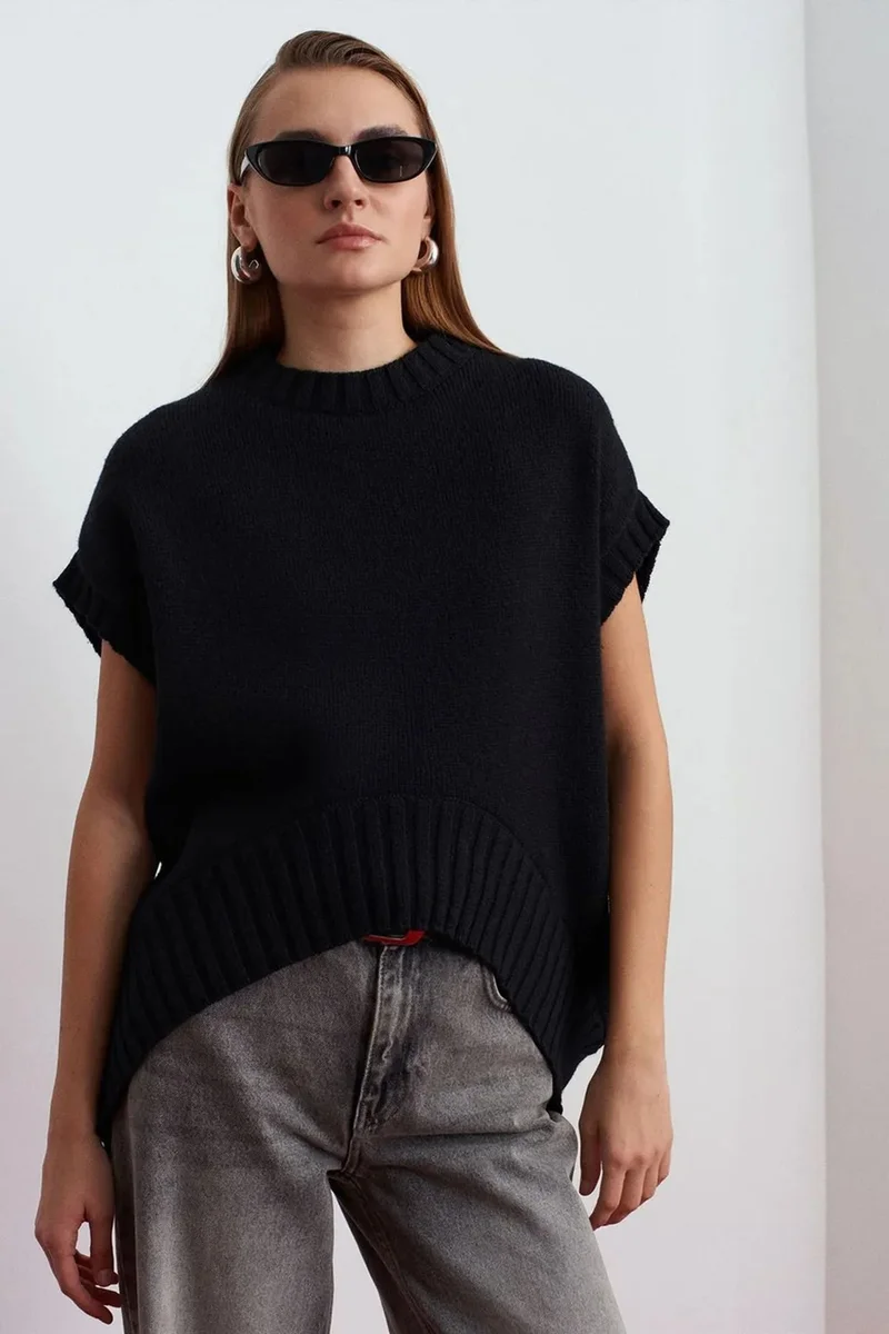Dilvin Black DILVIN Oversized Ribbed Knit Sweater Vest for Women | Best Price UAE