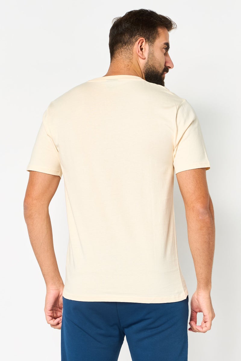 Ellesse تي شيرت رياضي للرجال بأكمام قصيرة مناسب في الهواء الطلق، كريمي - Image 3