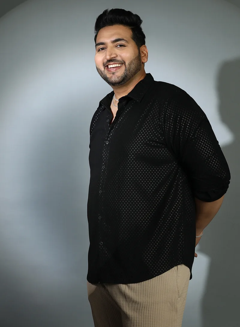 Instafab Plus Instafab Plus Men's Onyx Black Shard Imprint Shirt For Casual Wear | Spread Collar | Long Cuffed Sleeves | Button Closure | Plus Size Shirt Crafted With Comfort Fit For Everyday Wear