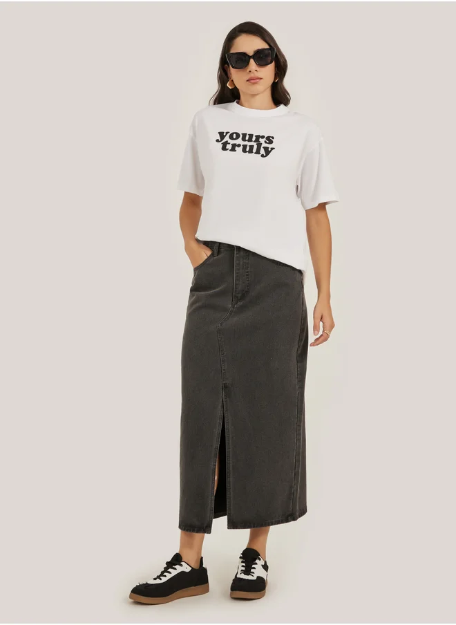 ستايلي Slogan Print Round Neck Oversized T-Shirt