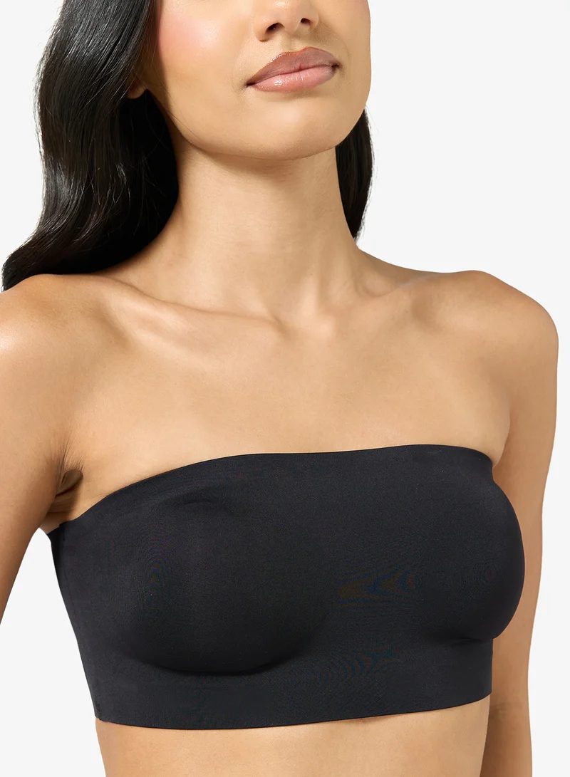 ايلا حمالة صدر بدون حمالات