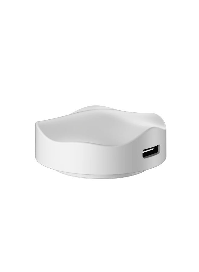 Scyrox V8 Wireless Mouse is lightweight, low-latency, and comfortable for your laptop. It features exceptional performance that takes your gaming experience to a new level. It comes with an 8K dongle that lets you easily enjoy an amazing 8000Hz polling rate. You can count on fast and accurate responses during intense gaming sessions. Color: White - Image 3