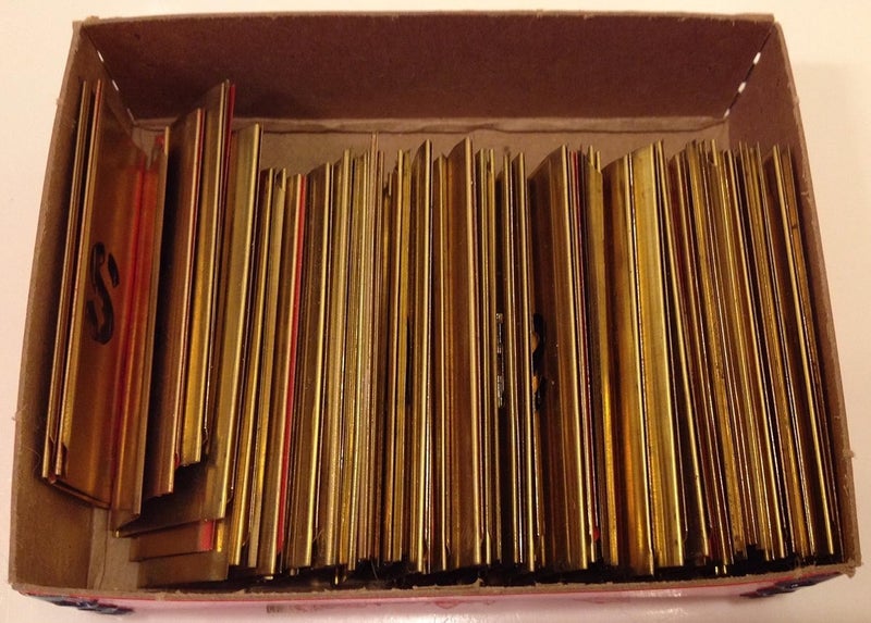 C.H. Hanson 10146 1/2" Brass Interlocking Stencil Letters and Numbers, 92 Piece Set - Image 4