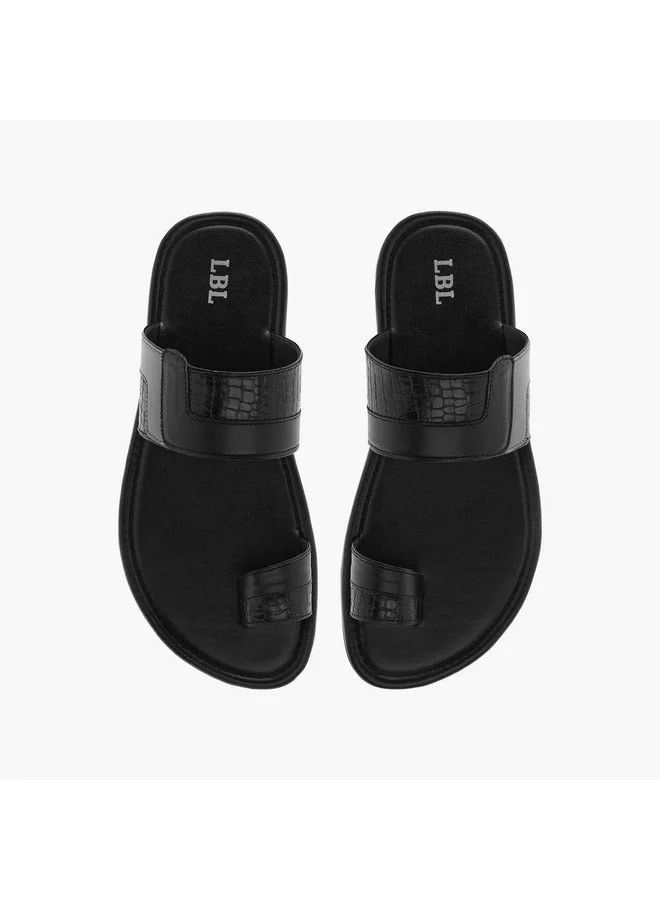 ال بي ال من شو اكسبرس صنادل عربية للأولاد بنعل مزخرف سهل الارتداء مع تفاصيل حلقة عند الأصابع