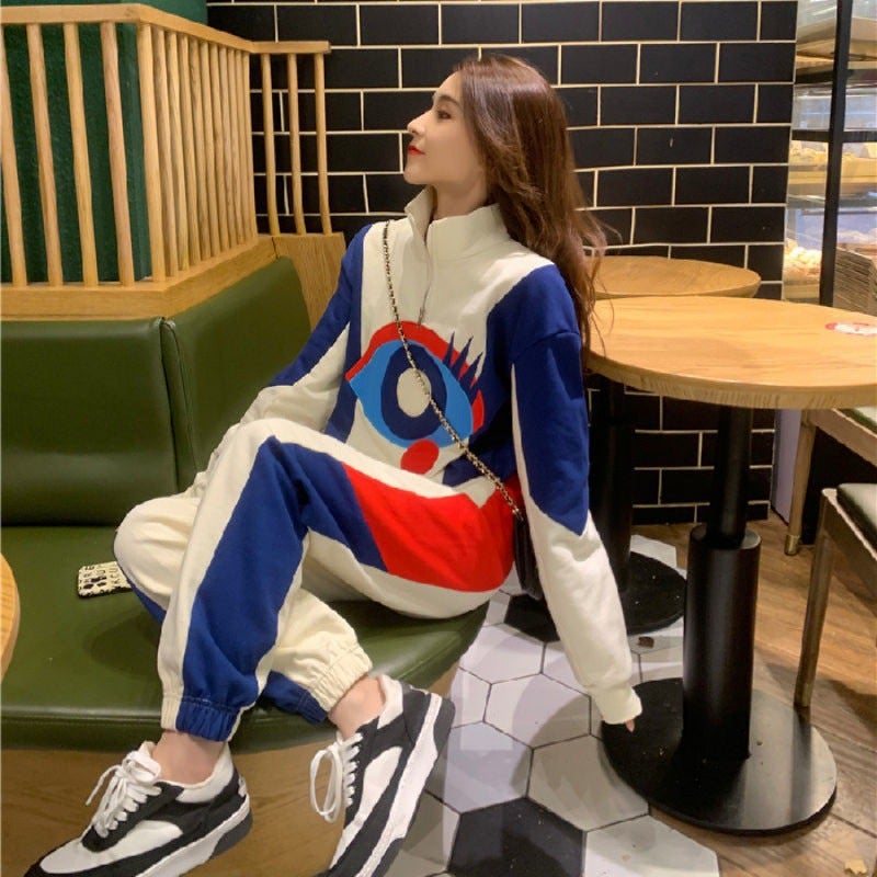 846# Internet celebrity sports suit womens Spring and Autumn 2023 new fashion high-grade long-sleeved sweater Western style two-piece suit White