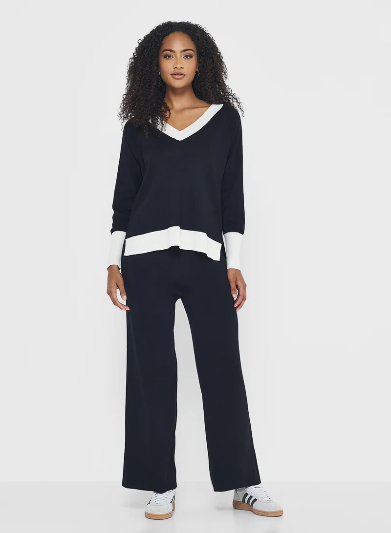 جينجر Contrast Trim Detail V Neck Sweater & Pant Set