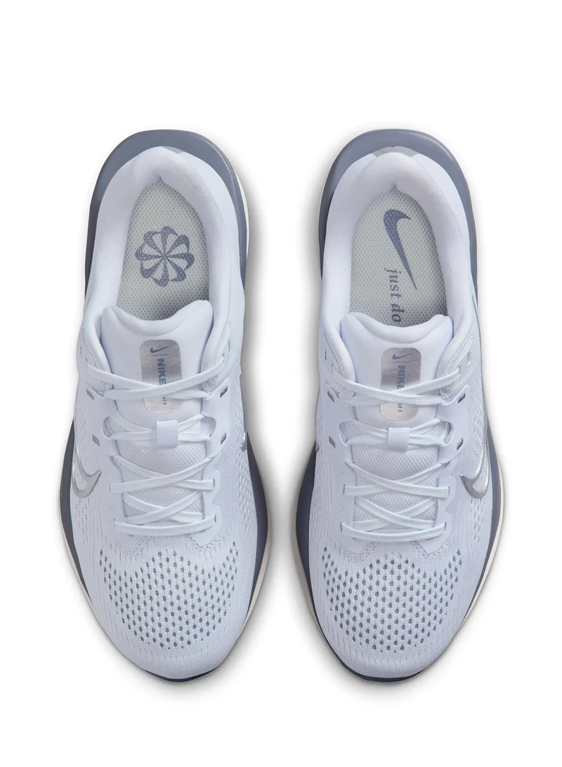 Nike Quest 6