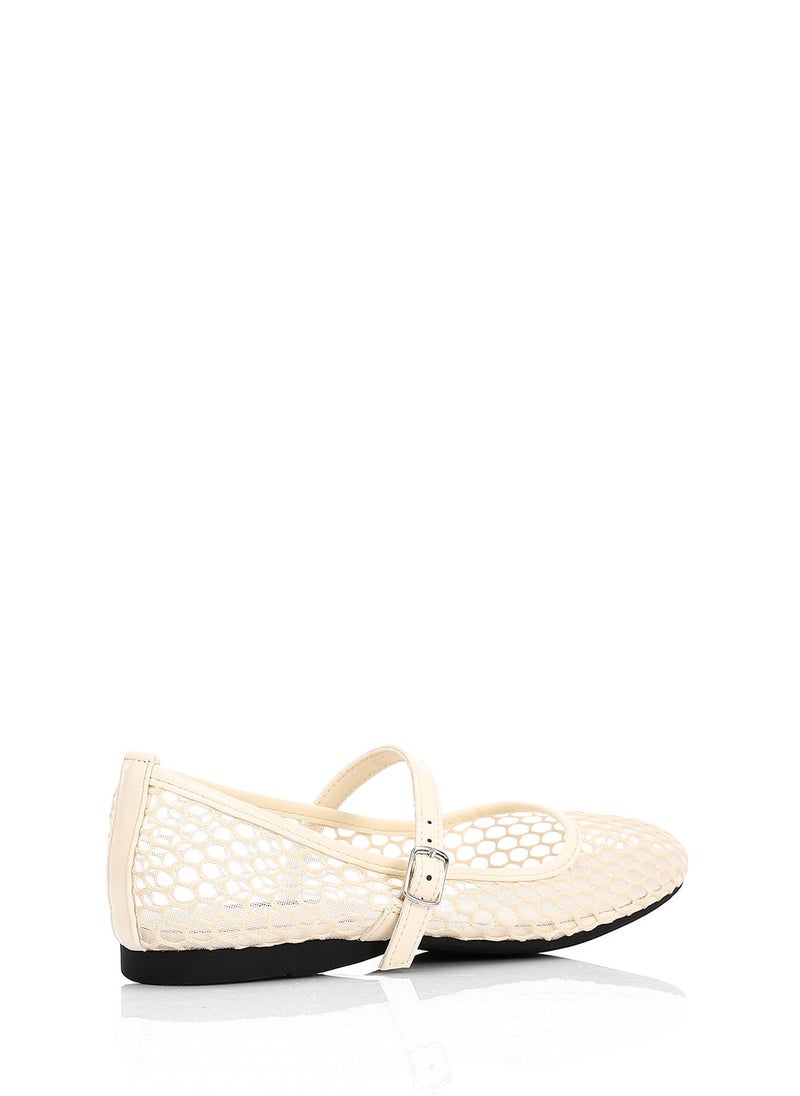 DejaVu Fashionable Heeled Shoe  - Image 4