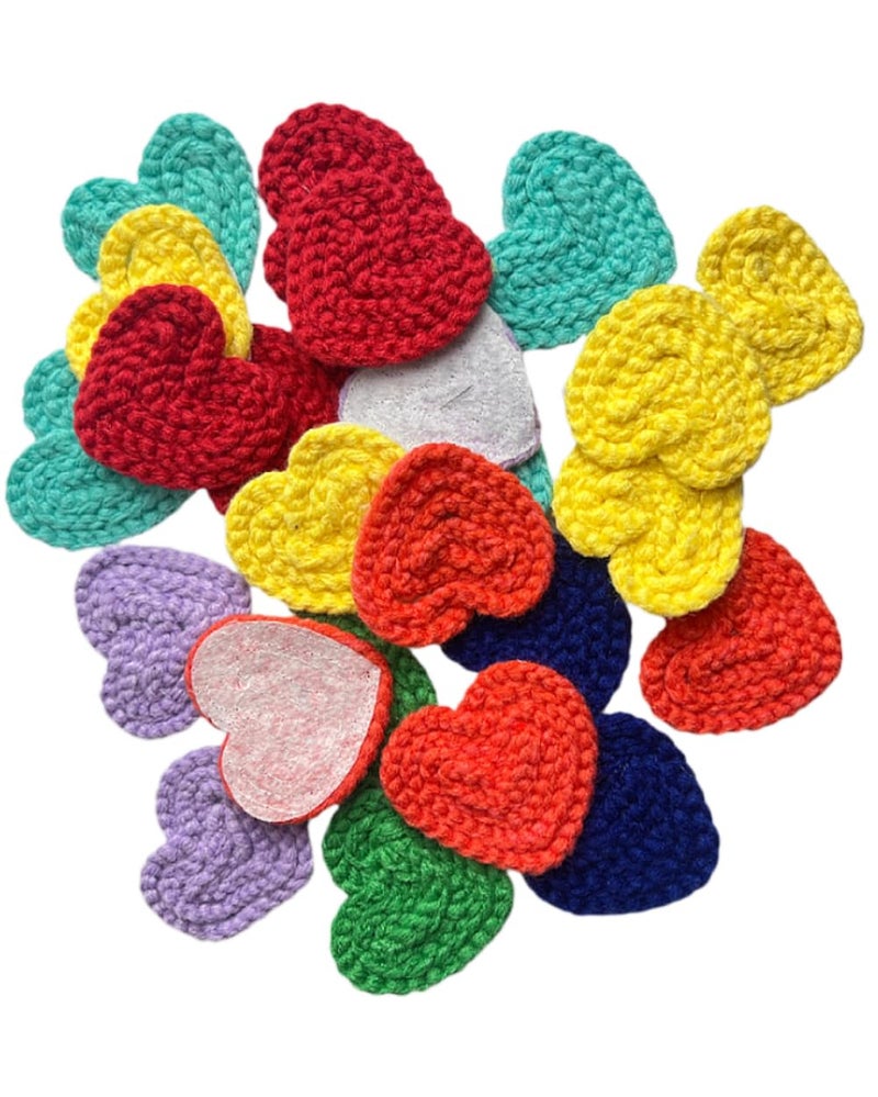 MSCFTFB 14 Pieces 2.36inch Crochet Heart Applique Knitting Yarn Love Patch with White Felt for Sweater Beanie Warmers Sewing Embellishment Christmas Valentine Ornaments (Multi) - Image 1