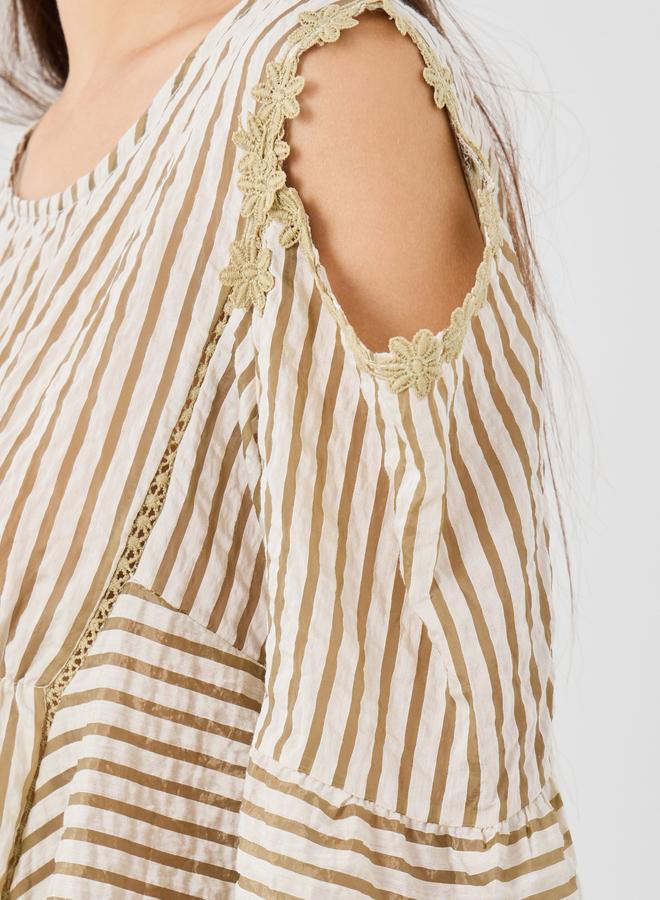 Take Two Texture Striped Lace Trim Blouse with Cut-Out Detail - Image 3