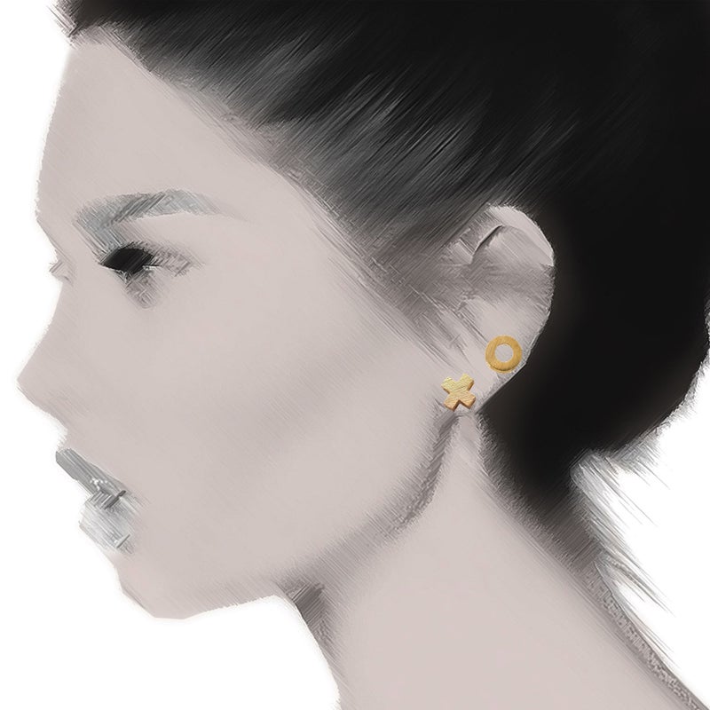 Spinningdaisy Handcrafted Brushed Metal XO Hug and Kiss Stud Earrings Gold - Image 4