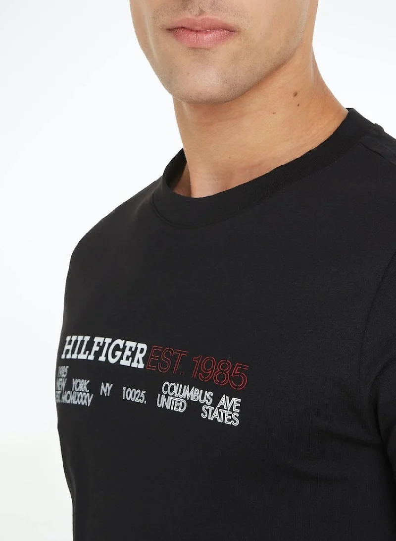 TOMMY HILFIGER Hilfiger Printed Chest Logo Crew Neck T-Shirt
