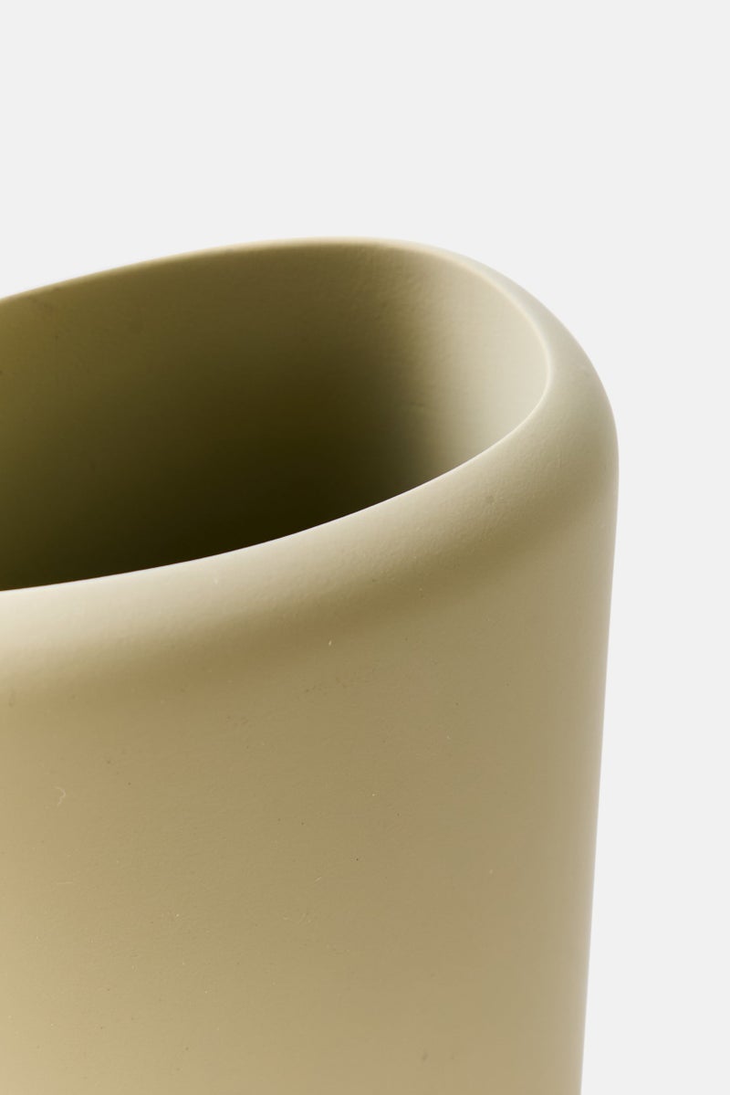 Muy Mucho Solid Toothbrush Cup 10,8 H x 8 L x 5,2 W cm, Olive  - Image 3