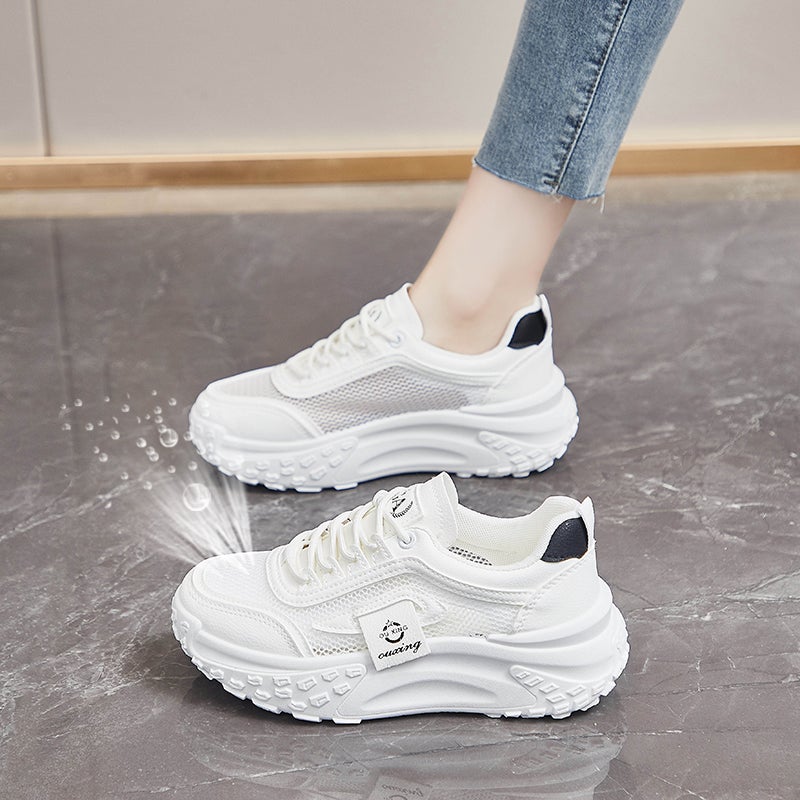 Kitchen Shoes Women'S Soft Sole Breathable Work Not Tired Feet Back Kitchen Chef Work Shoes Autumn - Image 1