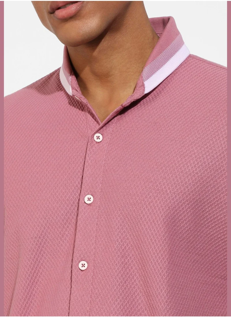Campus Sutra Solid Spread Collar Short Sleeve Shirt