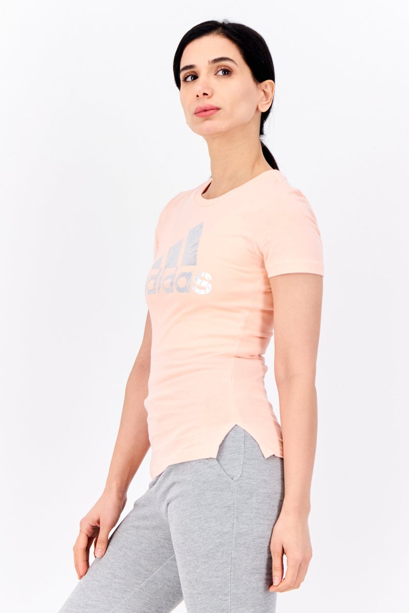 Adidas تي شيرت رياضي نسائي بأكمام قصيرة، خارجي، لون خوخي فاتح - Image 2