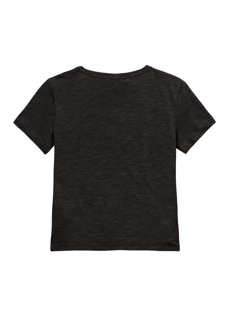 مينوتي Teen Boys Classic T-Shirt With Buttons
