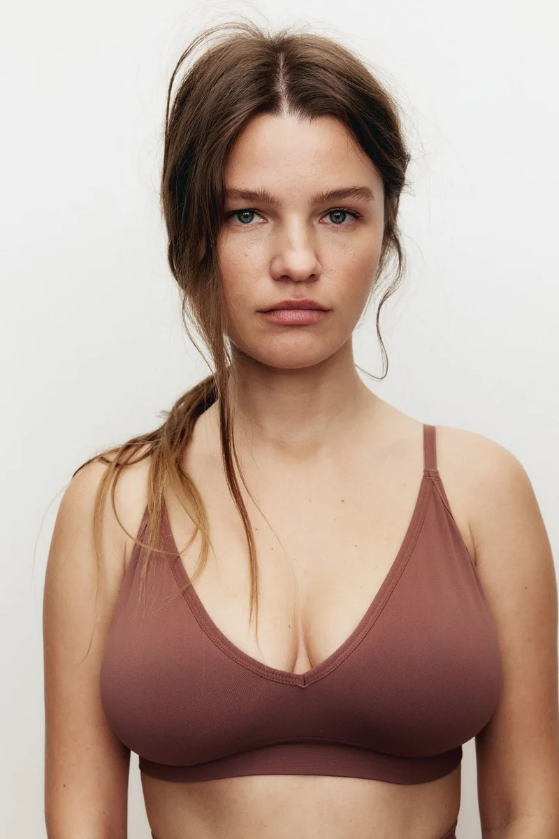 اتش اند ام حمالة صدر ناعمة مبطنة بدون درزات