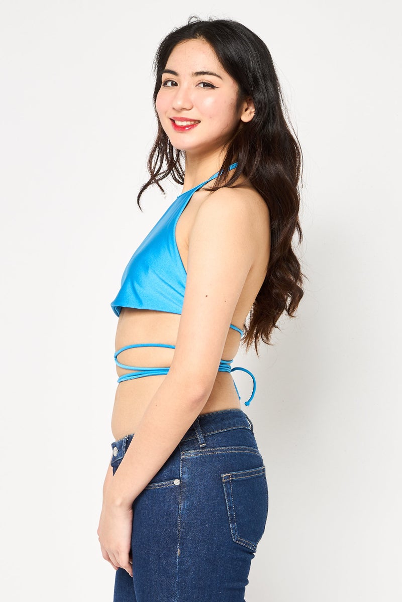 Bershka Women Halter Neck Sleeveless Solid Crop Top, Blue - Image 4