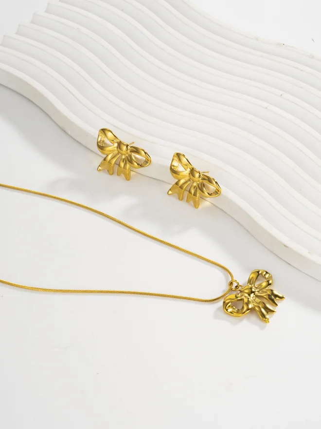 ستايلي Styli Bow Pendant Necklace with Earrings Set