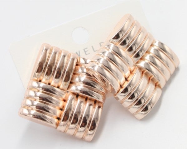 Hagpay Trend Square Line Detailed Earrings 