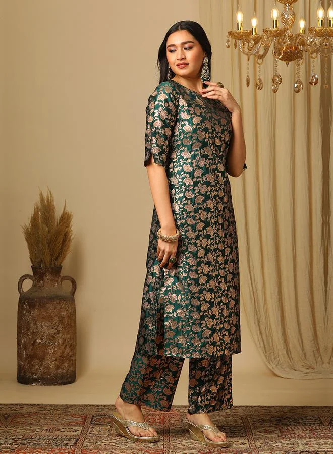 globus Green Round Neck Floral Print Straight Kurta and Elasticated Pants Set
