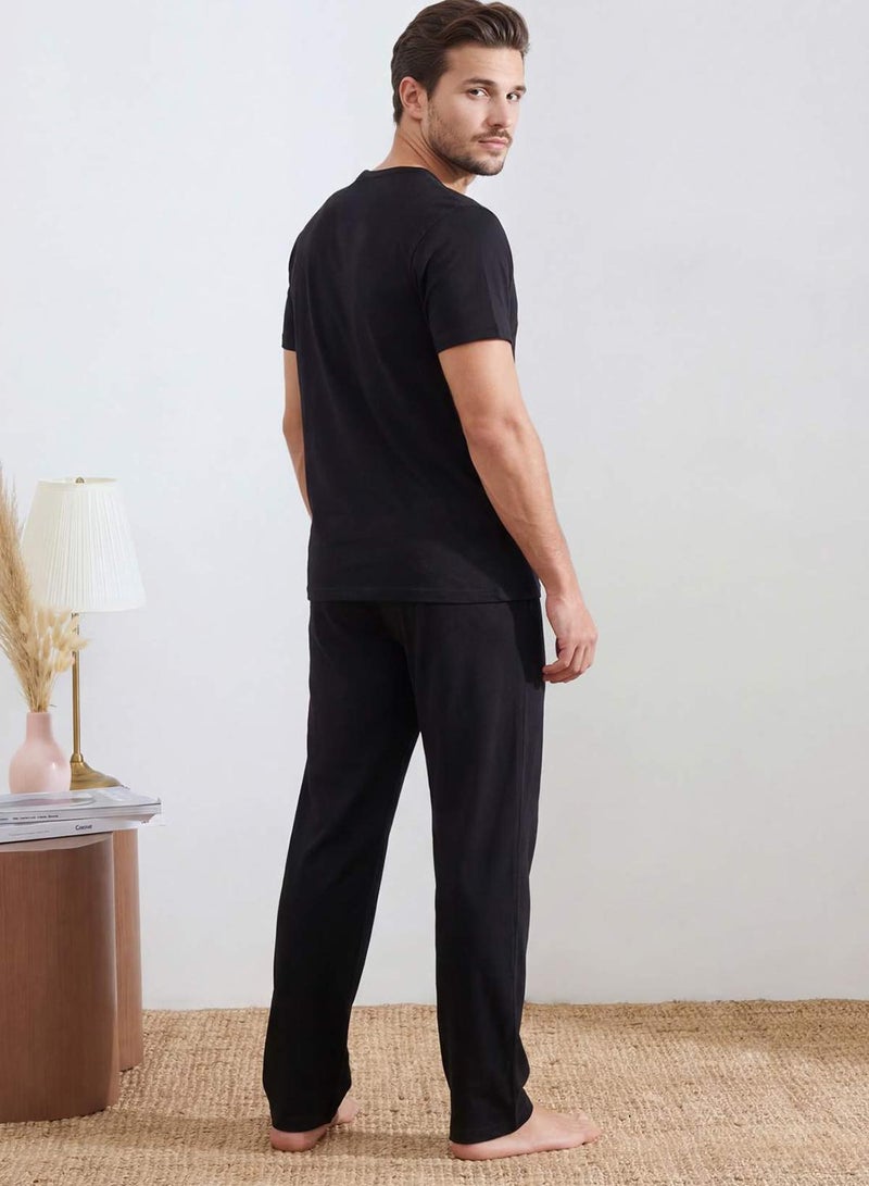 trendyol Black Regular Fit Printed Short Sleeve Knitted Pajamas Set Tmnss25Pt00040 - Image 3