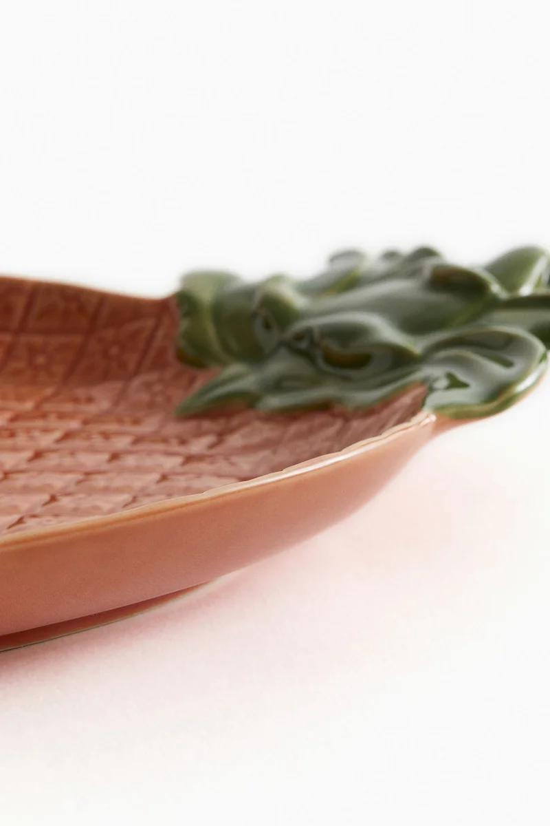 H&M Large stoneware serving plate