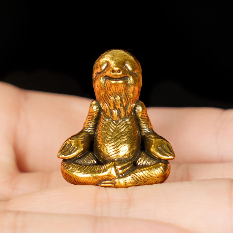 CHOVY Retro Handcrafted Meditating Sloth Statue - 100% Solid Brass Seated Sloth in Thoughtful Pose, Vintage Style Collectible Art Piece for Home & Office | Unique Gift for Nature Lovers - Image 2