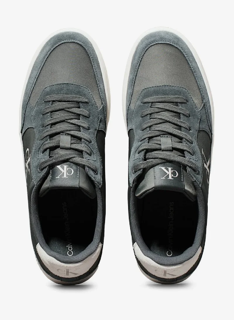 كالفن كلاين حذاء رياضي شمواه