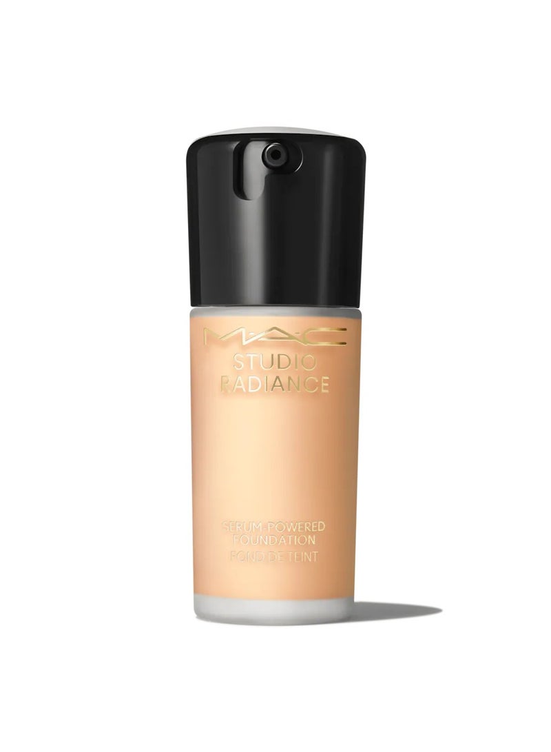 MAC Cosmetics Studio Radiance Serum powered Foundation NC16 - Image 1