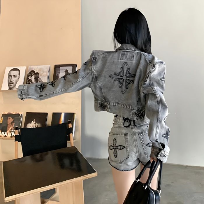 Slim Black Vintage Tee Denim Shorts Casual Outfit Coat - Image 2