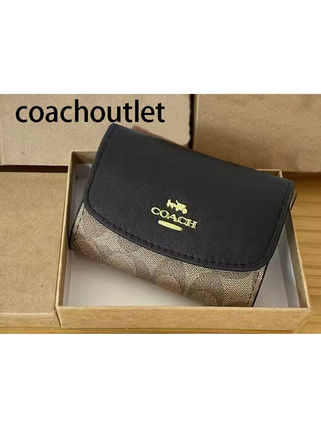 كوتش اوت ليت محفظة نسائية قصيرة محفظة متعددة البطاقات كلاسيكية بلون أسود نمط بني لسهولة الحمل - Image 1