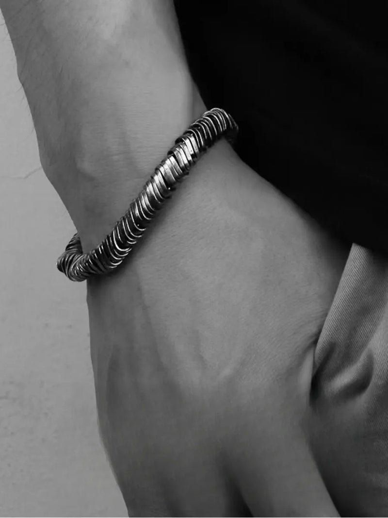 Men's Retro Twisted Titanium Steel Bracelet, Hip-Hop Dark Pioneer Style, Neutral Niche Design, Vintage Old-Fashioned Stainless Steel Bangle for Daily & Streetwear - Image 3
