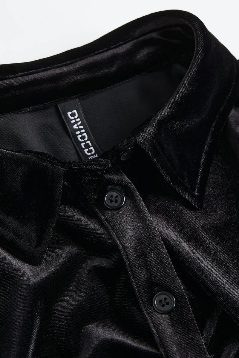 اتش اند ام فستان بتصميم قميص منسدل