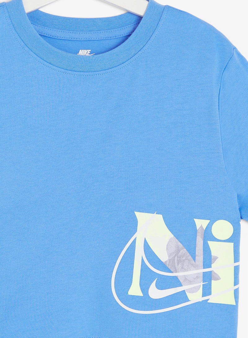 نايكي تيشيرت بوكسي للأطفال تحرك مع الطبيعة - Image 3