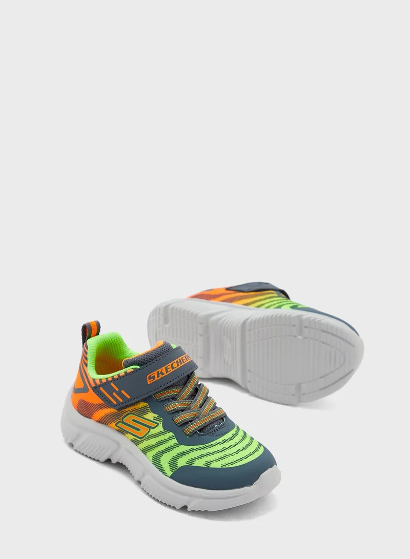 SKECHERS Go Run 650