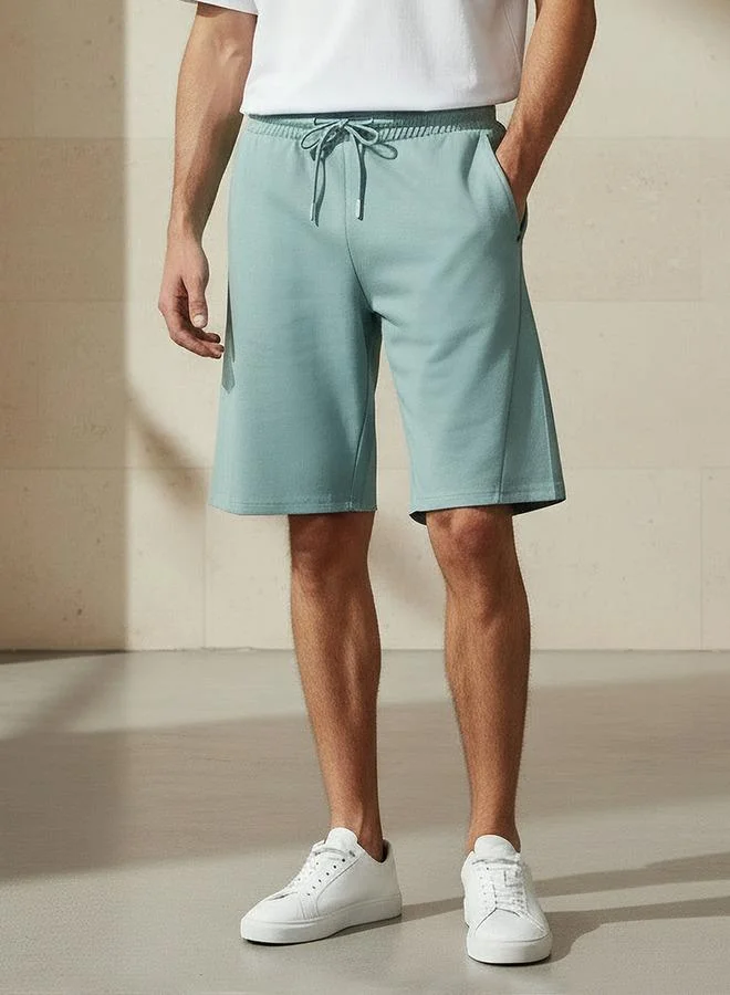آكتف Men Performance Non-Stretch Panelled Shorts