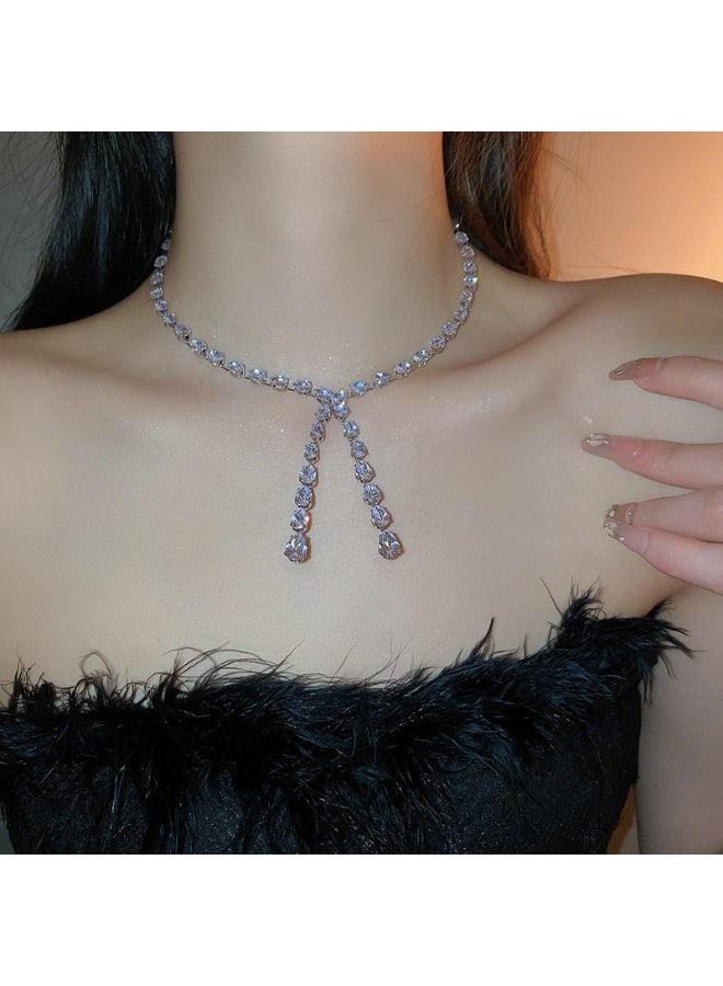 Mark Fairwhale Fashionable Retro Light Luxury Personalized Necklace 