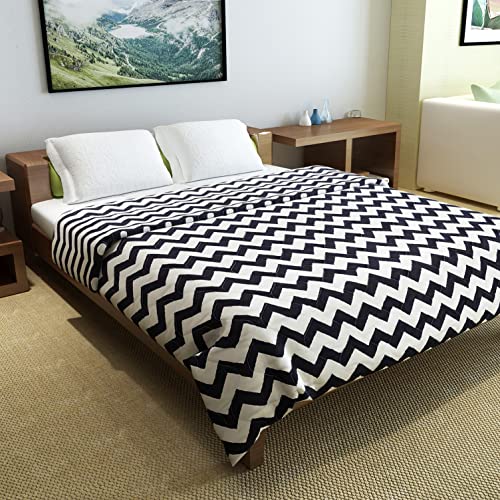 Divine Casa Microfibre All-Weather 150 GSM Printed Reversible Double Bed Size Quilt Comforter Blanket (254 x 230 CM, Navy Blue and D White)| TC - 150 - Image 2