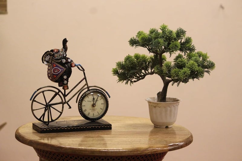 Kreative House Retro Iron Bike Rider Metal Bicycle Table Houseware Art Craft Office Decor Home  - Image 3
