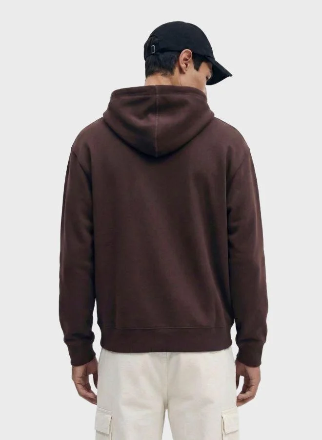The Indian Garage Co Men Boxy Fit Printed Crew Neck Full Sleeves Overhead Hooded Sweatshirt
