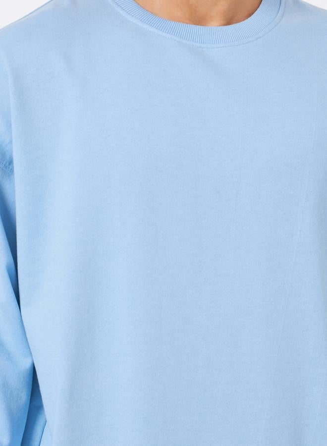 ستايلي طقم منسق من جوغر وسويت شيرت واسع - Image 4