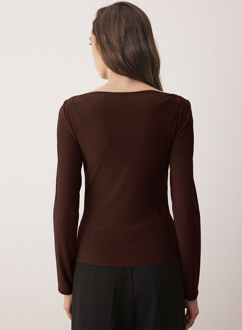 trendyol Brown Boat Neck Draped Bodycon Stretchy Knitted Blouse Twoaw25Bz00109 - Image 4