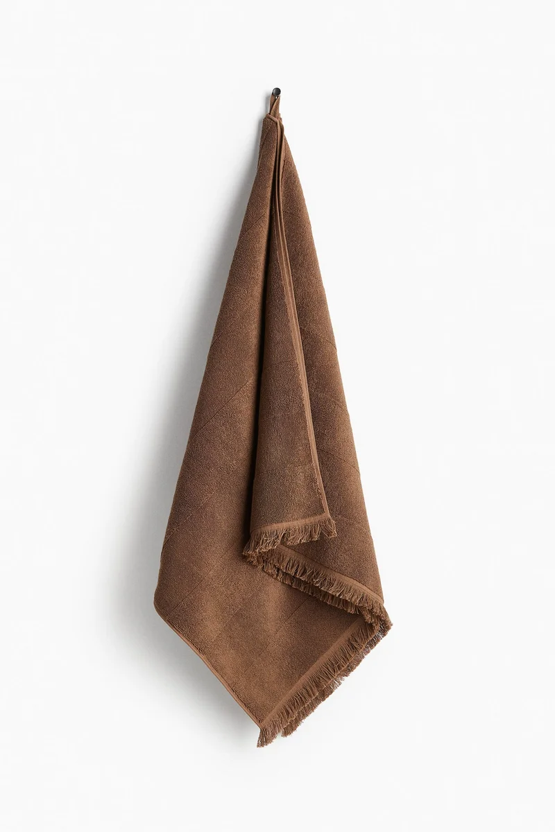 اتش اند ام منشفة استحمام من نسيج تيري القطني