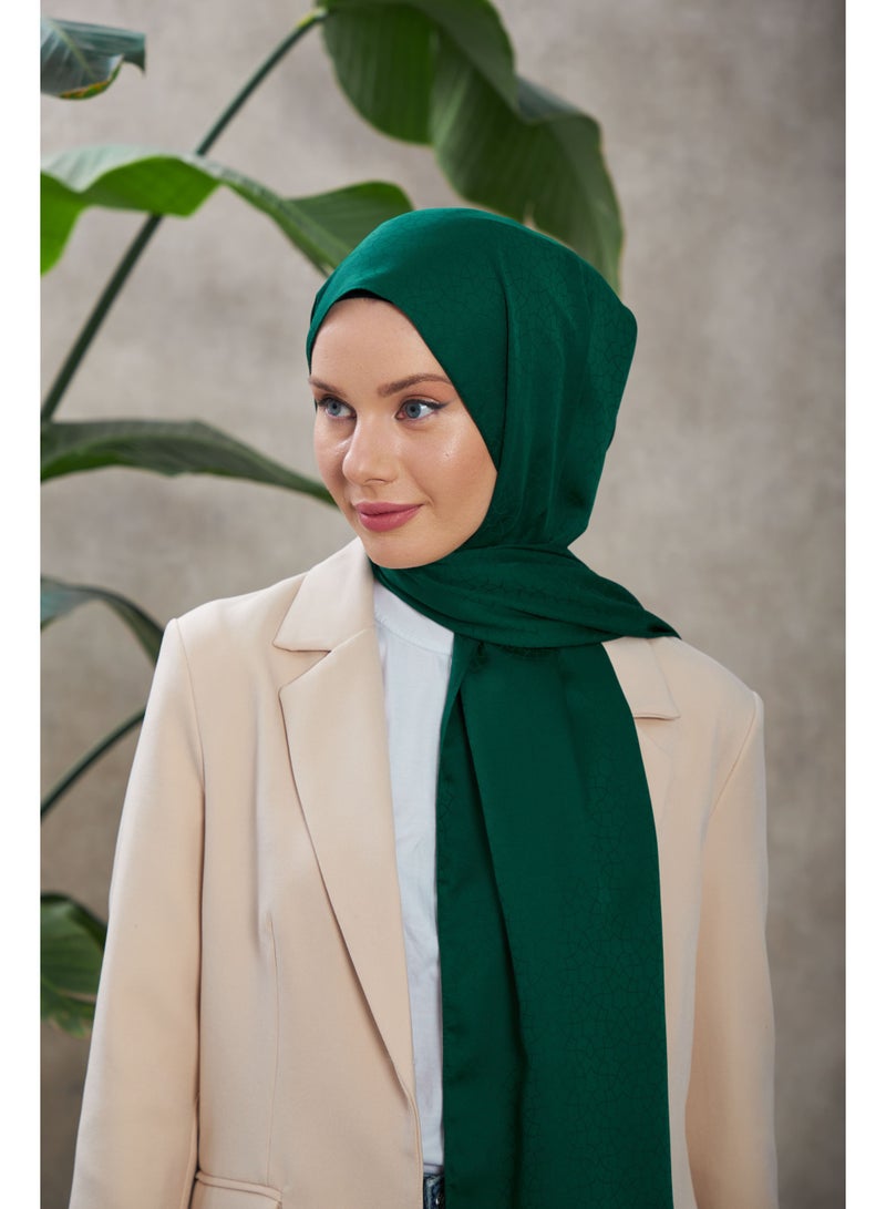 Soft Silky Jacquard Hijab Shawl with Chic Pattern – Cotton-Viscose Blend – Emerald Green - Image 1