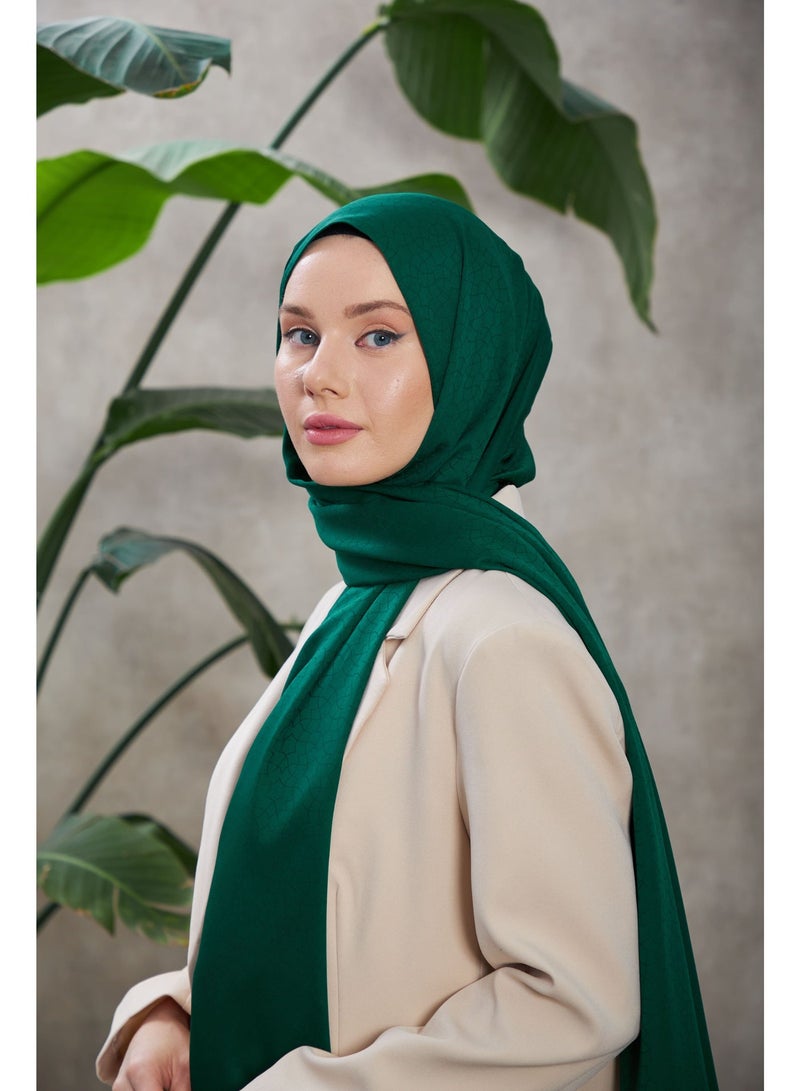 Soft Silky Jacquard Hijab Shawl with Chic Pattern – Cotton-Viscose Blend – Emerald Green - Image 3